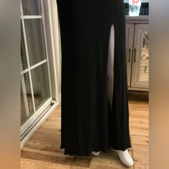 Mac Duggal Prom Event Black Beaded Evening Gown Embellished Bodice Woman Size 4 - Picture 12 of 16